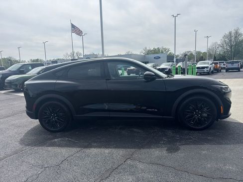 Used 2025 Ford Mustang Mach-E Select w/ Comfort Package Lite image 6