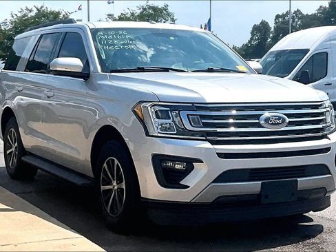 Used 2018 Ford Expedition XLT w/ Equipment Group 201A RWD image 1