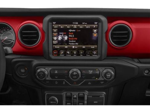 Used 2020 Jeep Gladiator Rubicon w/ Dual Top Group AWD/4WD image 10