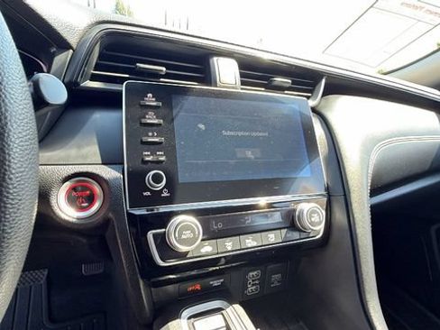 Used 2019 Honda Insight EX image 24
