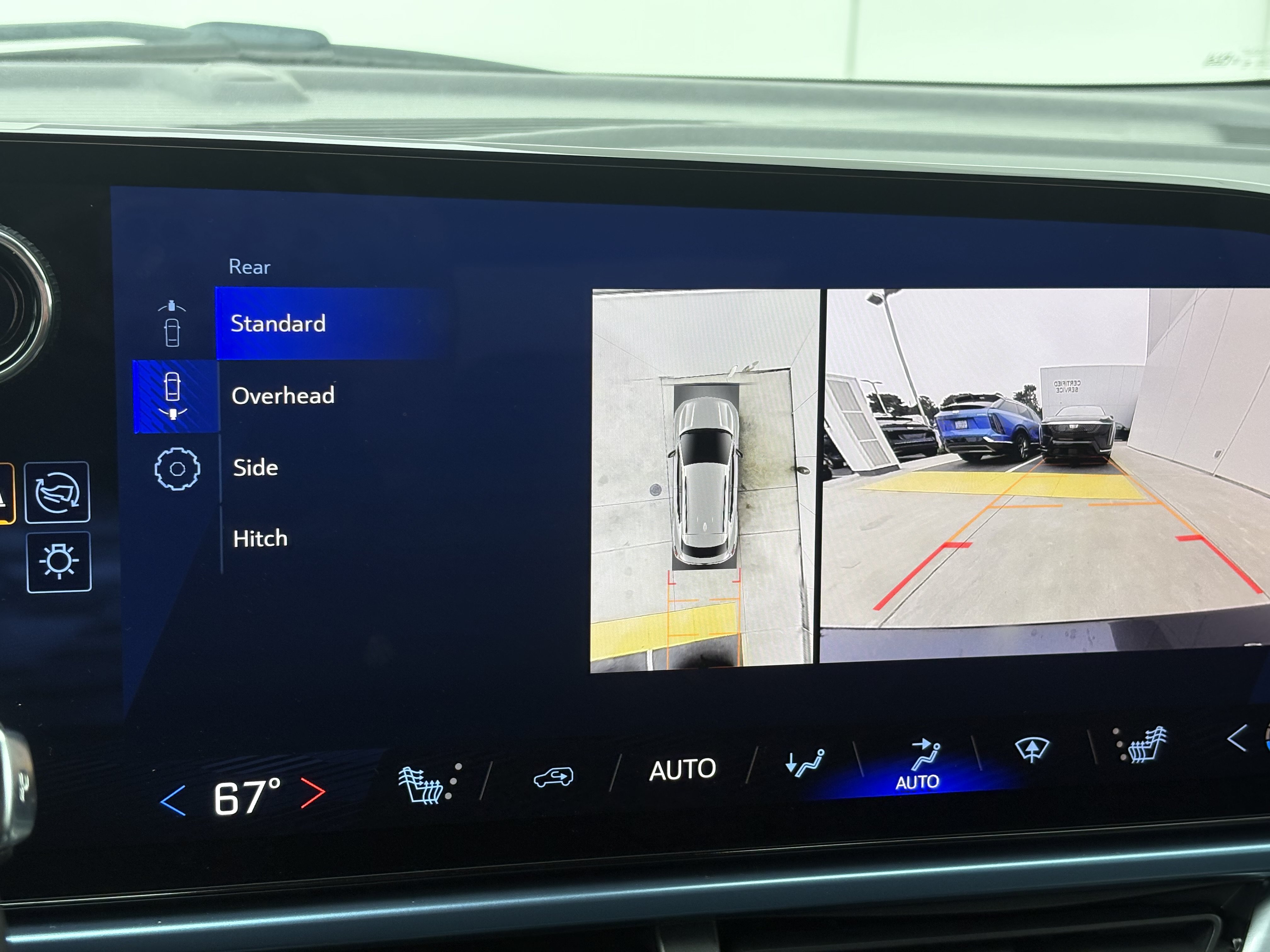 Used 2024 Chevrolet Equinox EV LT AWD/4WD image 21