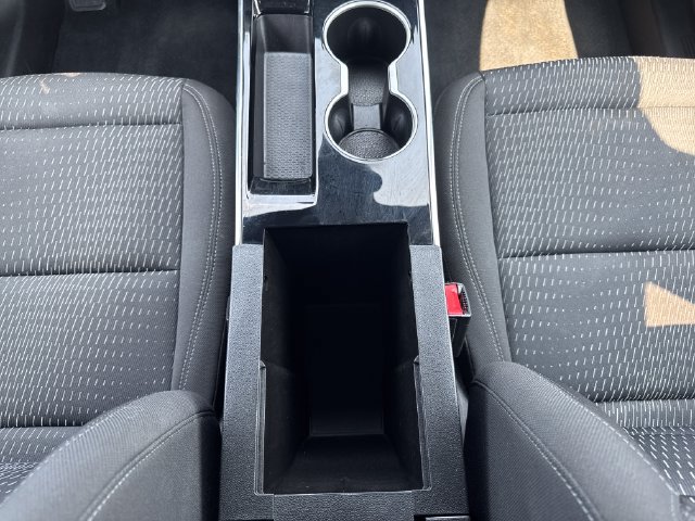 Used 2025 Chevrolet Equinox LT AWD/4WD image 36
