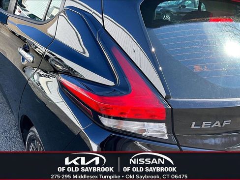 Certified 2023 Nissan Leaf SV Plus image 22