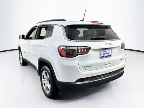Used 2023 Jeep Compass Latitude w/ Convenience Group AWD/4WD image 7