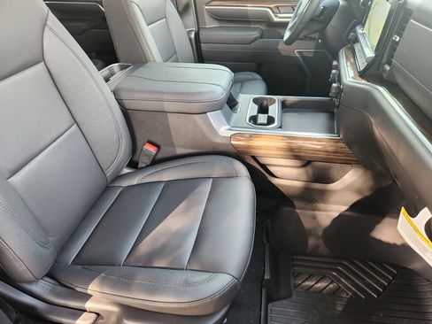 New 2026 Chevrolet Silverado 2500 LT w/ Trail Boss Package image 18