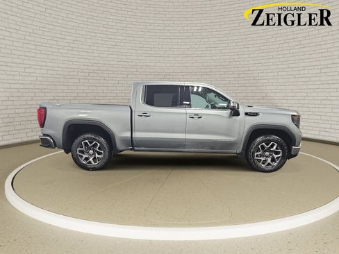 New 2026 GMC Sierra 1500 SLE AWD/4WD image 4