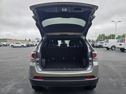 Used 2024 Jeep Compass Limited AWD/4WD image 5