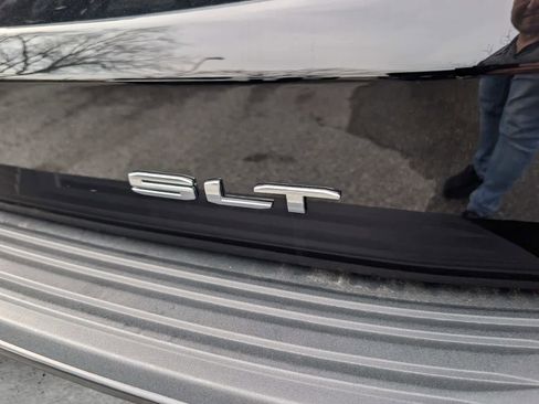 Certified 2024 GMC Yukon SLT w/ SLT Premium Package image 8