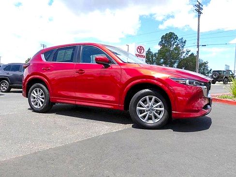 Used 2024 MAZDA CX-5 AWD 2.5 S w/ Select Package image 4