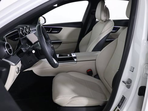 Certified 2026 Mercedes-Benz C 300 4MATIC Sedan image 31