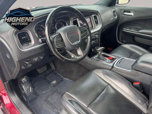 Used 2020 Dodge Charger SXT w/ Leather Interior Group RWD image 13