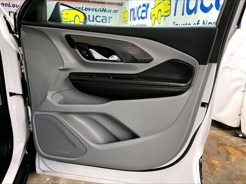 Used 2019 GMC Terrain SLT image 12