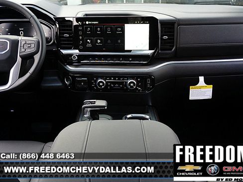 New 2026 GMC Sierra 1500 SLT image 19