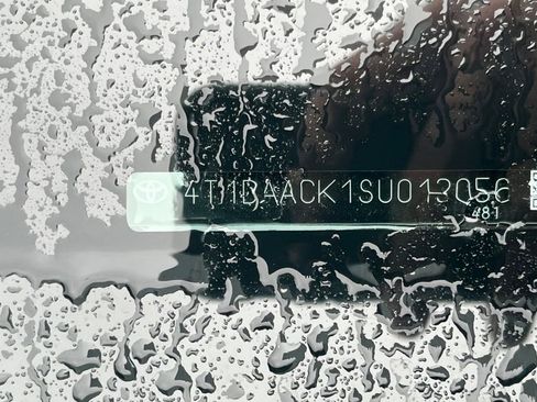 Used 2025 Toyota Camry SE FWD image 35