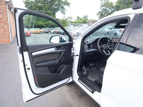 Used 2018 Audi SQ5 Premium Plus AWD/4WD image 19