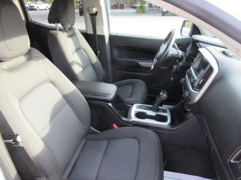 Used 2017 Chevrolet Colorado LT w/ LT Convenience Package image 13