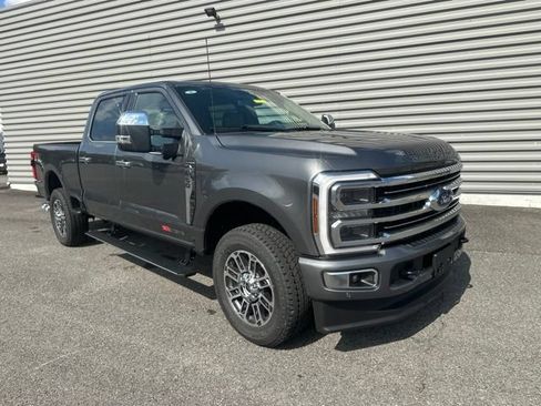 New 2026 Ford F250 Platinum w/ Platinum Plus Package AWD/4WD image 1