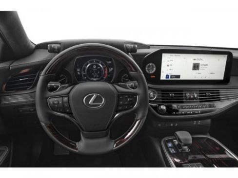 Used 2024 Lexus LS 500 w/ Interior Upgrade Package image 7