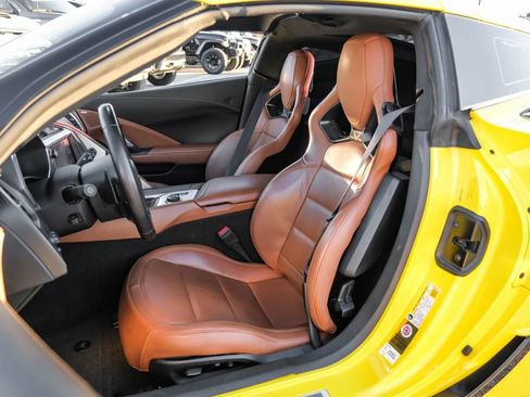 Used 2016 Chevrolet Corvette Z06 w/ 3LZ Preferred Equipment Group image 34