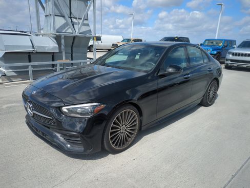 Used 2022 Mercedes-Benz C 300 Sedan image 9