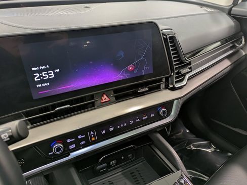 Used 2025 Kia Sportage EX w/ EX Premium Package image 11