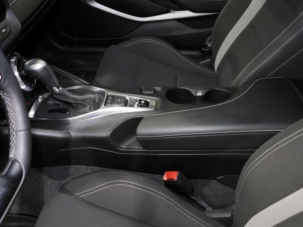 Used 2018 Chevrolet Camaro SS RWD image 34