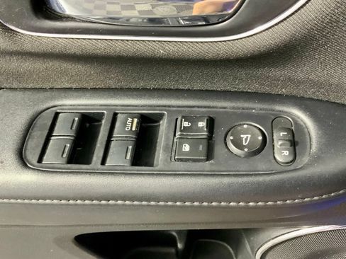 Used 2021 Honda HR-V EX image 21