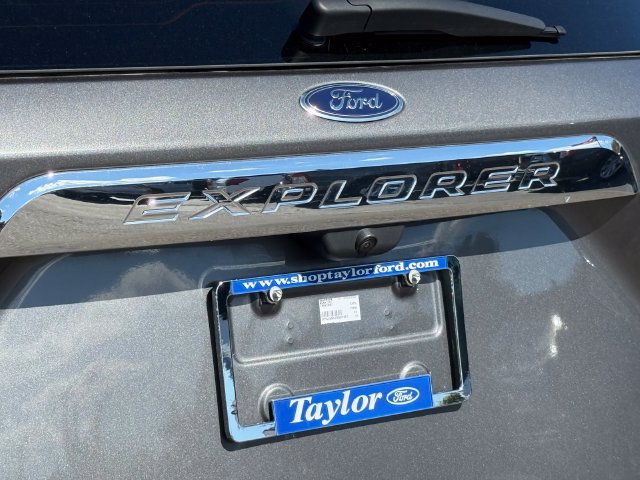 Certified 2023 Ford Explorer XLT AWD/4WD image 30
