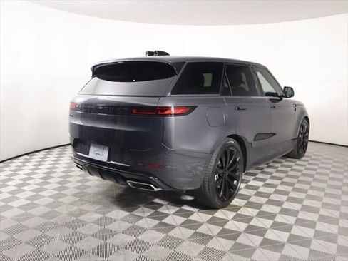New 2026 Land Rover Range Rover Sport Dynamic SE image 5