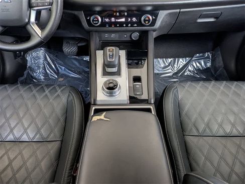 Used 2022 Mitsubishi Outlander SEL image 24