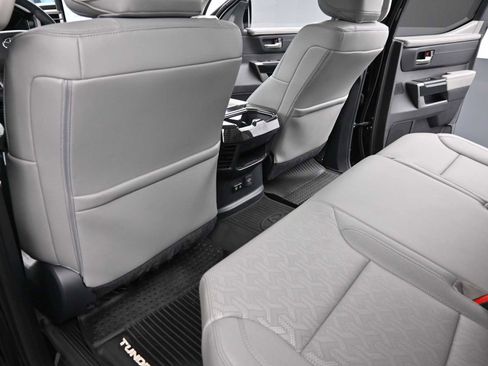 Used 2023 Toyota Tundra Limited image 22