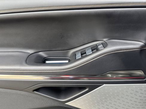 Certified 2025 Lincoln Navigator Black Label image 11