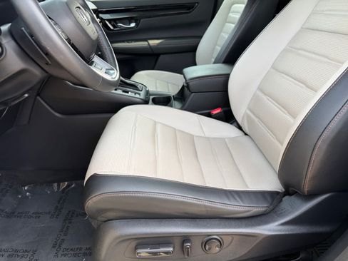 Used 2023 Honda CR-V Sport Touring image 7