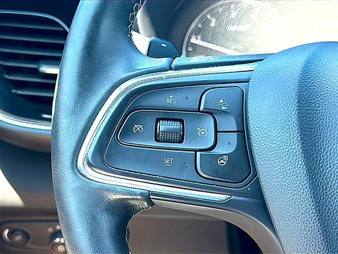 Used 2023 Buick Envision Essence w/ Sport Touring Package FWD image 29