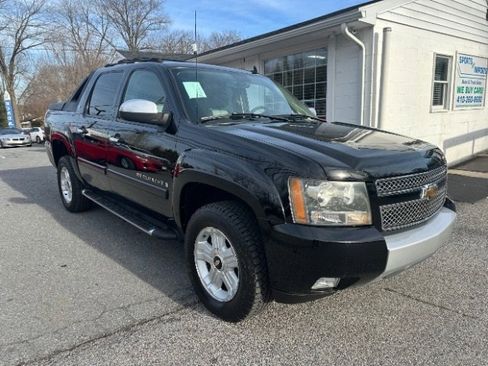 Used 2007 Chevrolet Avalanche LT w/ LT Preferred Equipment Group image 7