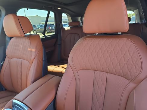 New 2026 BMW X5 xDrive50e w/ Executive Package image 24