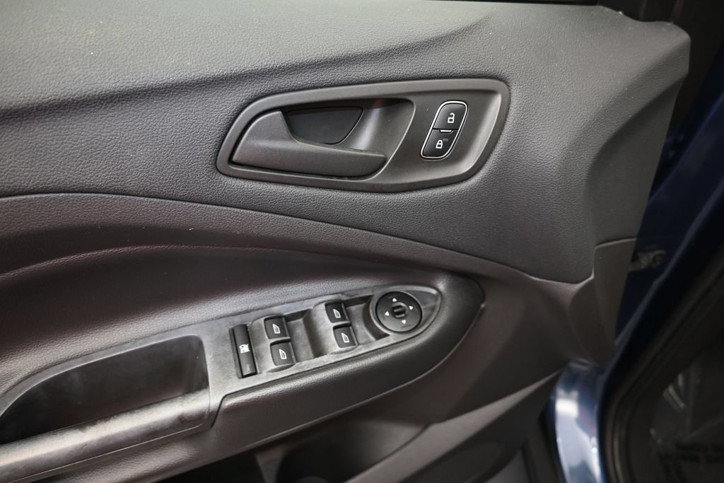Used 2018 Ford Escape S FWD image 11