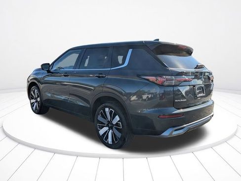 New 2026 Mitsubishi Outlander SE FWD image 5