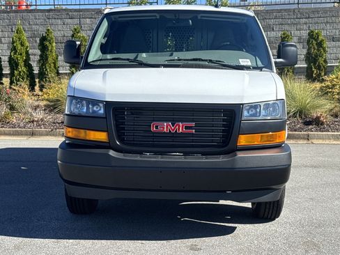 New 2025 GMC Savana 2500 w/ Driver Convenience Package image 3