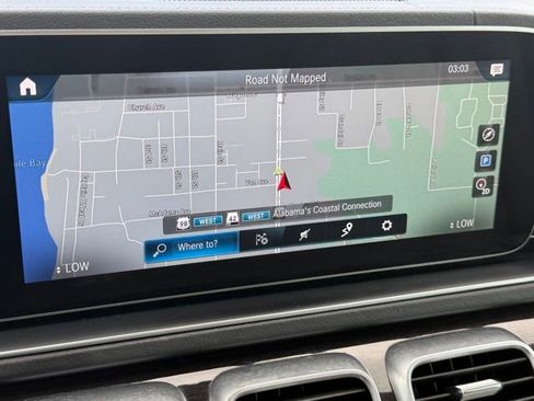 Used 2022 Mercedes-Benz GLS 450 4MATIC image 25