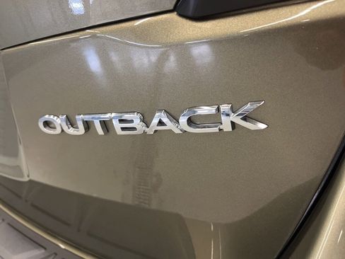 Certified 2025 Subaru Outback Premium w/ Popular Package #1A image 32