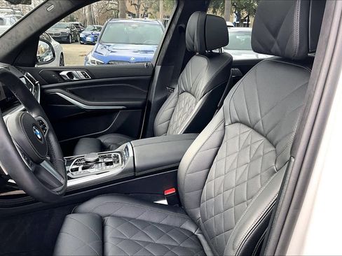 Used 2026 BMW X7 xDrive40i w/ M Sport Package image 8