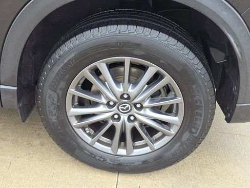 Used 2019 MAZDA CX-5 Touring image 9