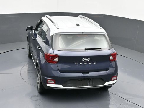 Used 2023 Hyundai Venue Limited w/ Cargo Package image 35