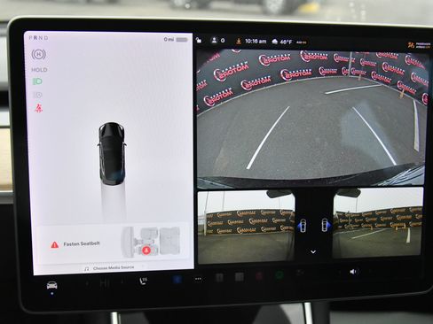 Used 2019 Tesla Model 3 Standard Range image 18