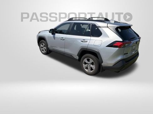 Used 2024 Toyota RAV4 XLE w/ Convenience Package AWD/4WD image 4