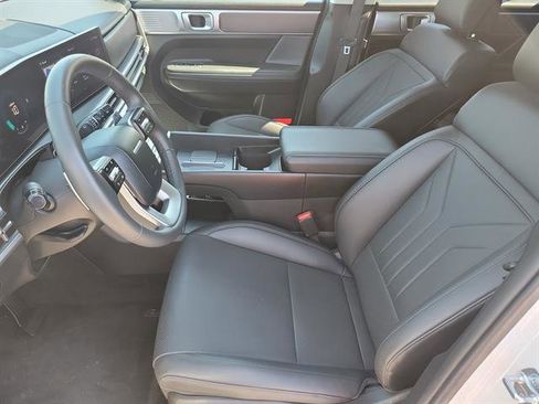 Used 2026 Hyundai Santa Fe SEL AWD/4WD image 3