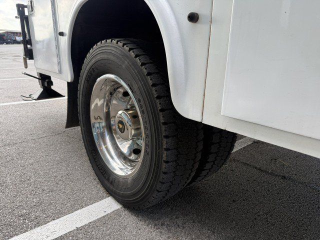 Used 2017 Ford F450 XL w/ Power Equipment Group RWD image 18