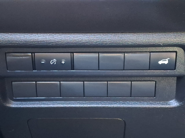 Used 2023 Mitsubishi Outlander SE AWD/4WD image 26