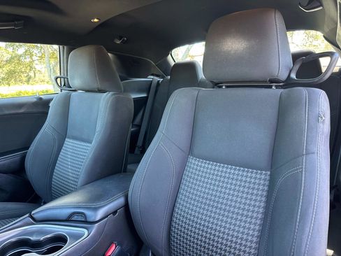 Used 2019 Dodge Challenger SXT image 16